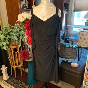 R&M Richards Black Cocktail Dress (NWOT) (SZ 16)